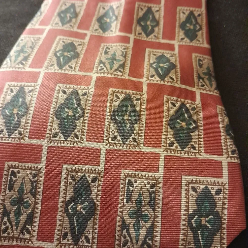 NWT Bert Pulitzer All Silk Tie Made in the USA